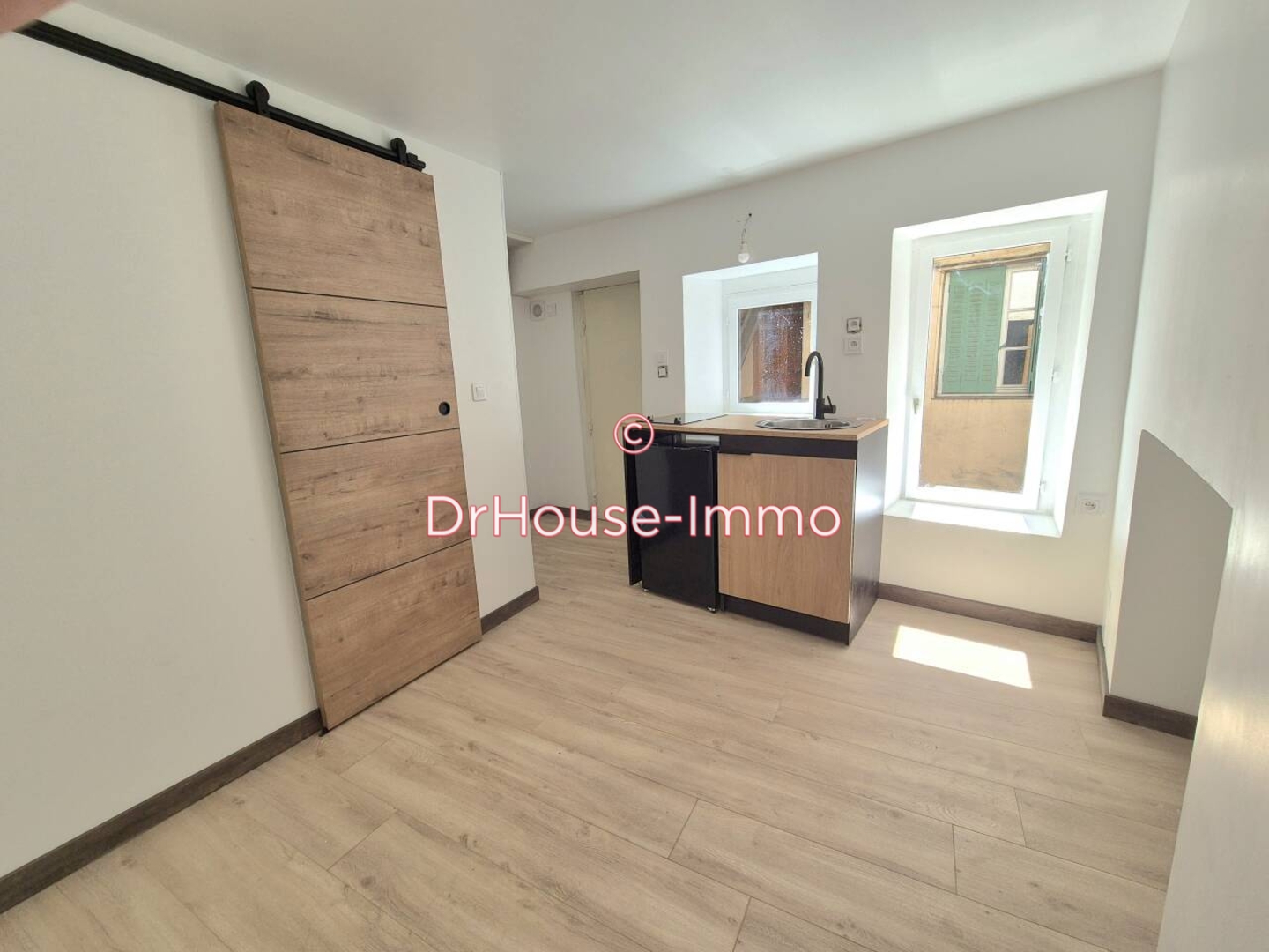 Photo 2 : Vente Appartement 1 pièce Chalon-sur-Saône 11 m²