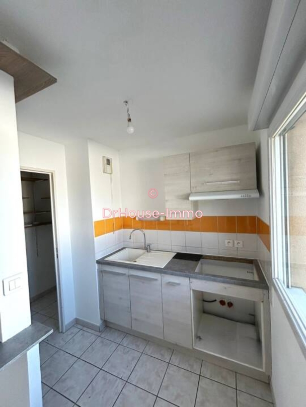 Photo 2 : Vente Appartement 2 pièces Sorgues 48 m²