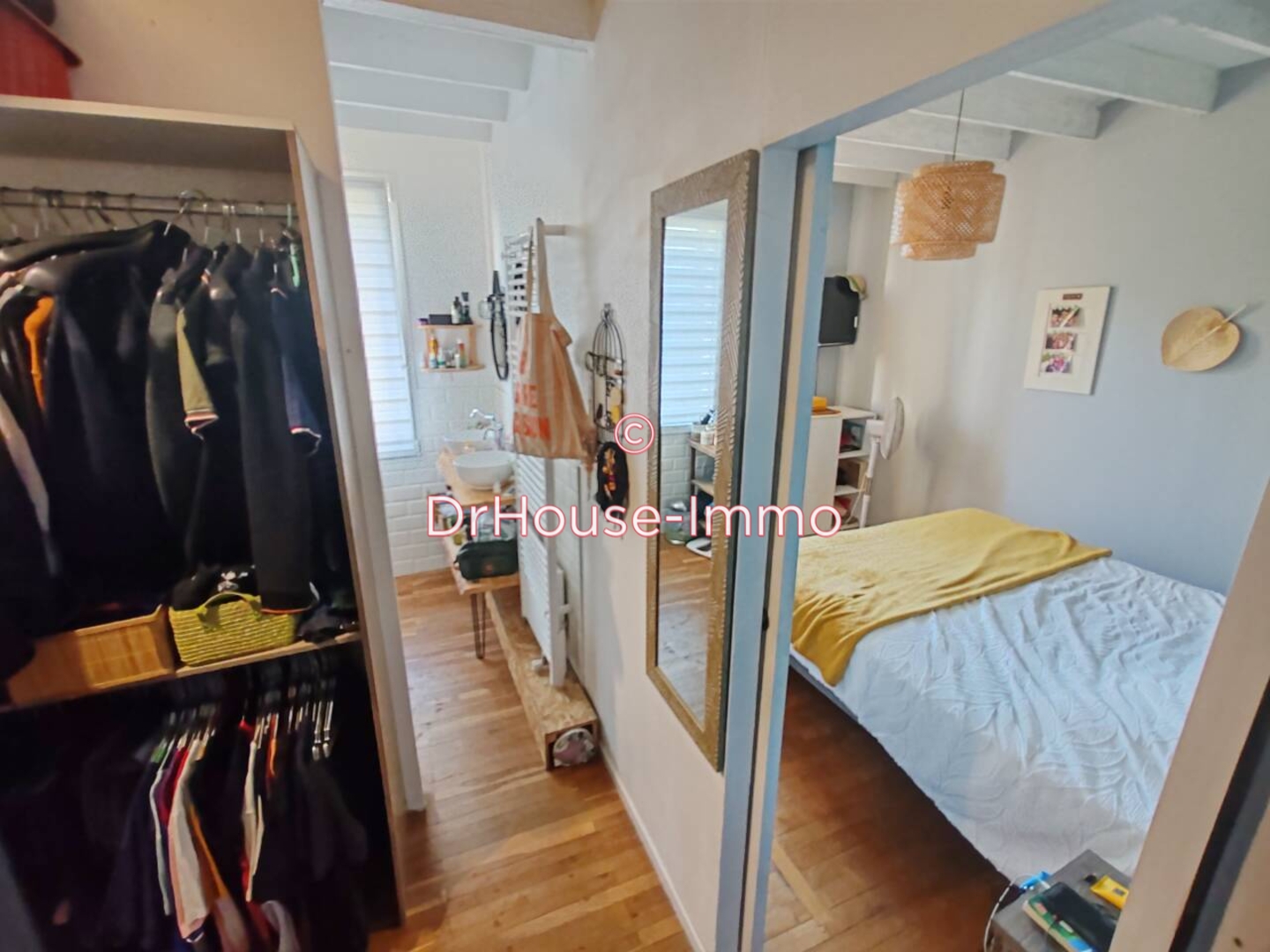 Photo 3 : Vente Maison 9 pièces Dangé-Saint-Romain 150 m²