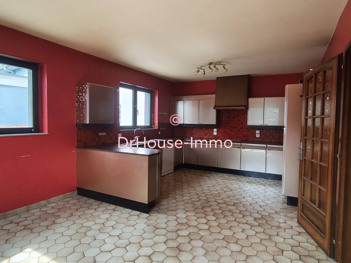 Photo 3 : Vente Maison 5 pièces Village-Neuf 160 m²