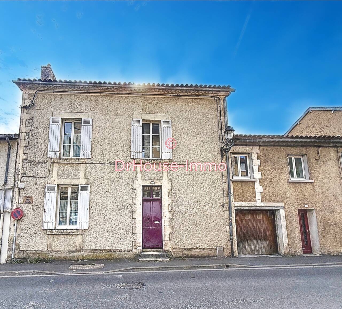 Photo 1 : Vente Maison 7 pièces Saint-Astier 165 m²
