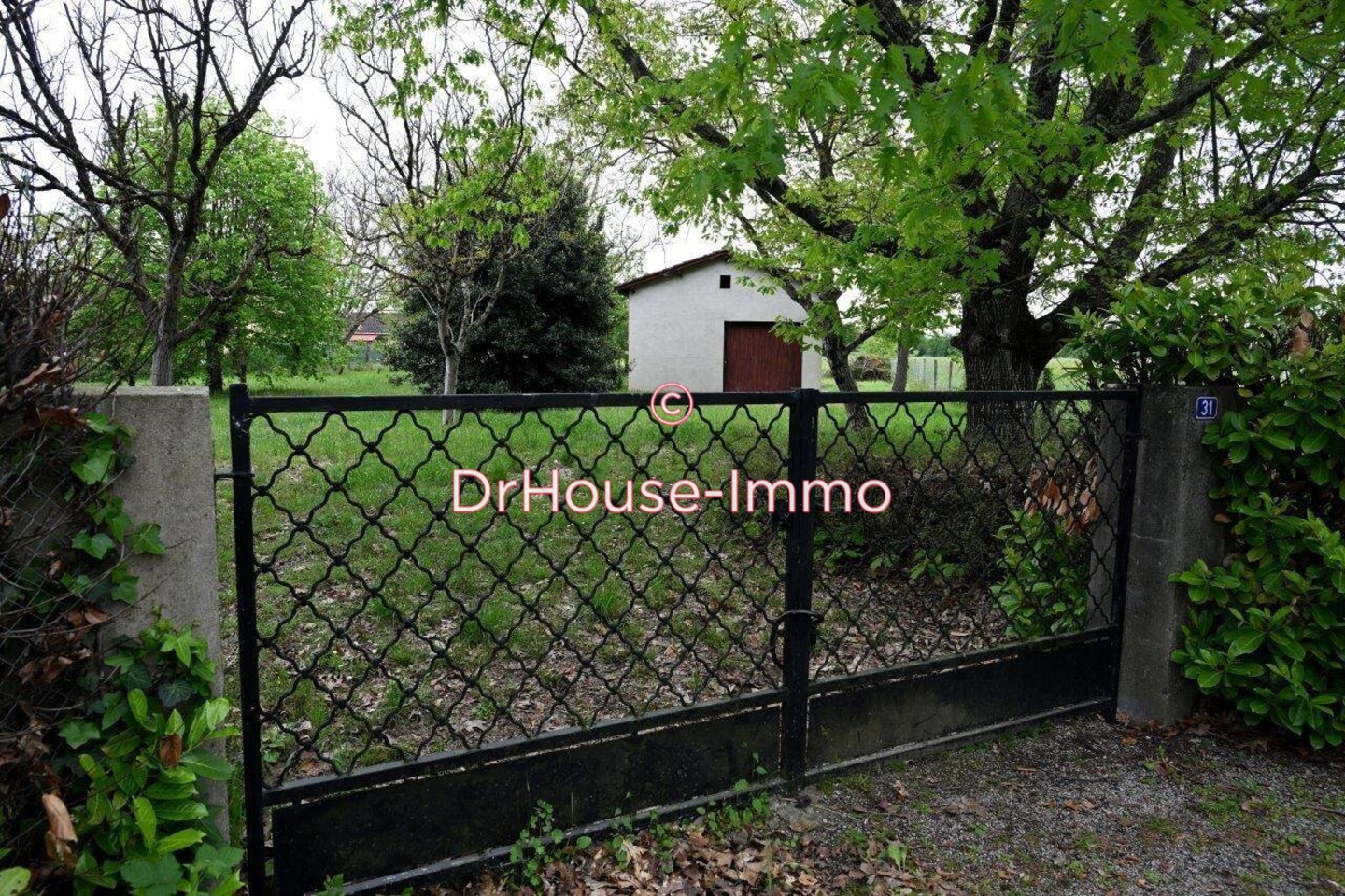 Photo 1 : Vente Terrain Labastide-Saint-Georges 1760 m²