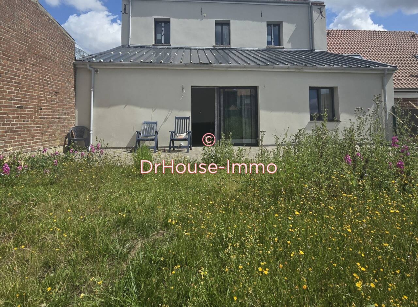 Photo 1 : Vente Immeuble Bruay-la-Buissière 225 m²