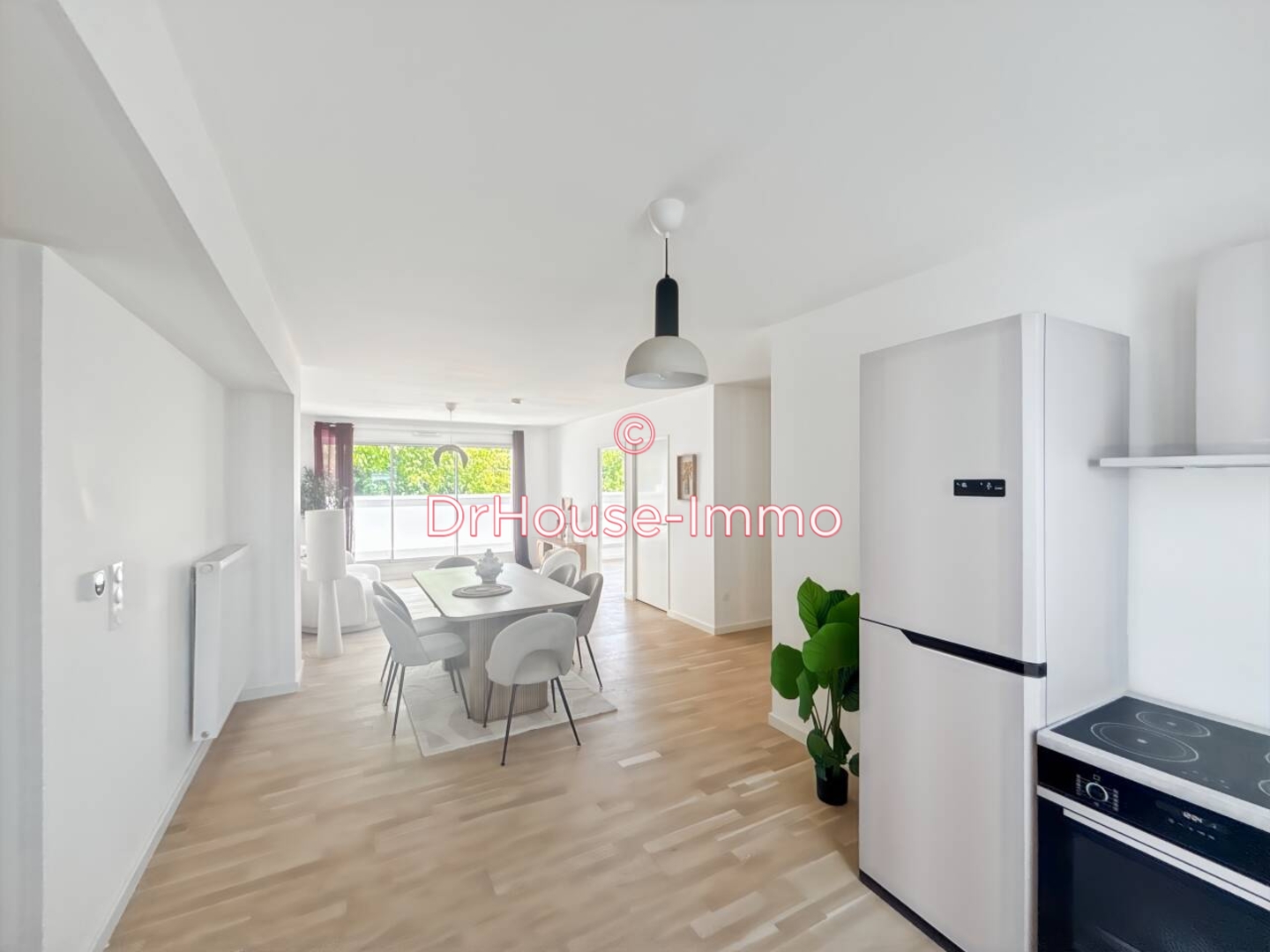 Photo 2 : Vente Appartement 5 pièces Bordeaux 110 m²