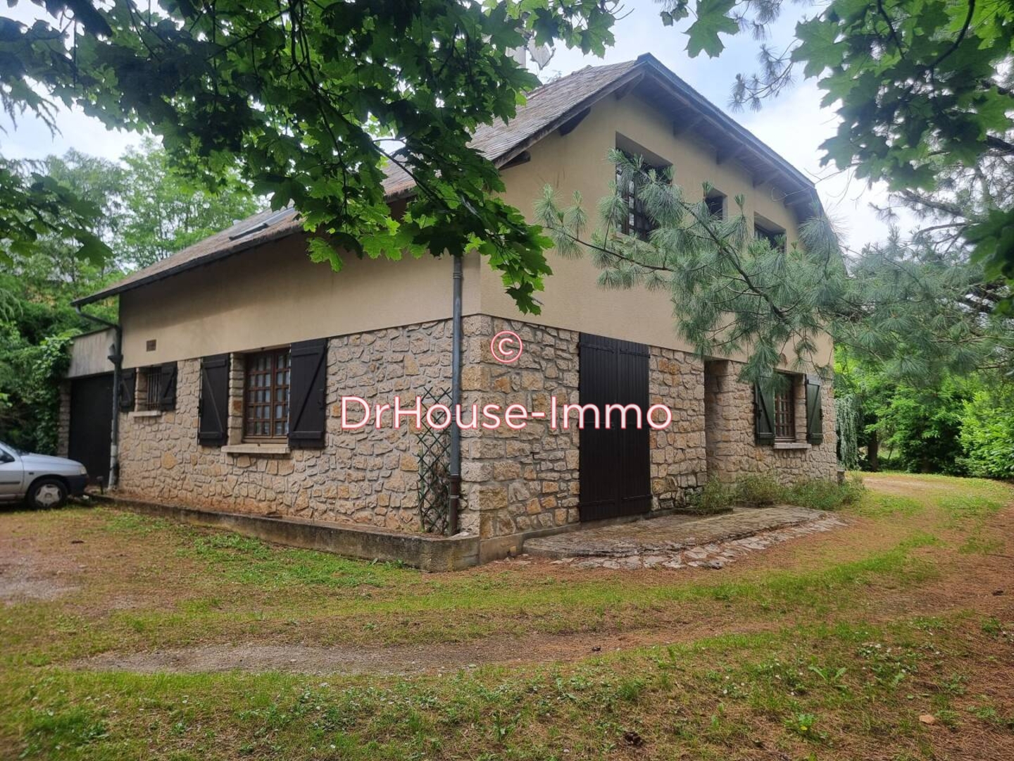 Photo 1 : Vente Propriété 10 pièces Sébazac-Concourès 200 m²