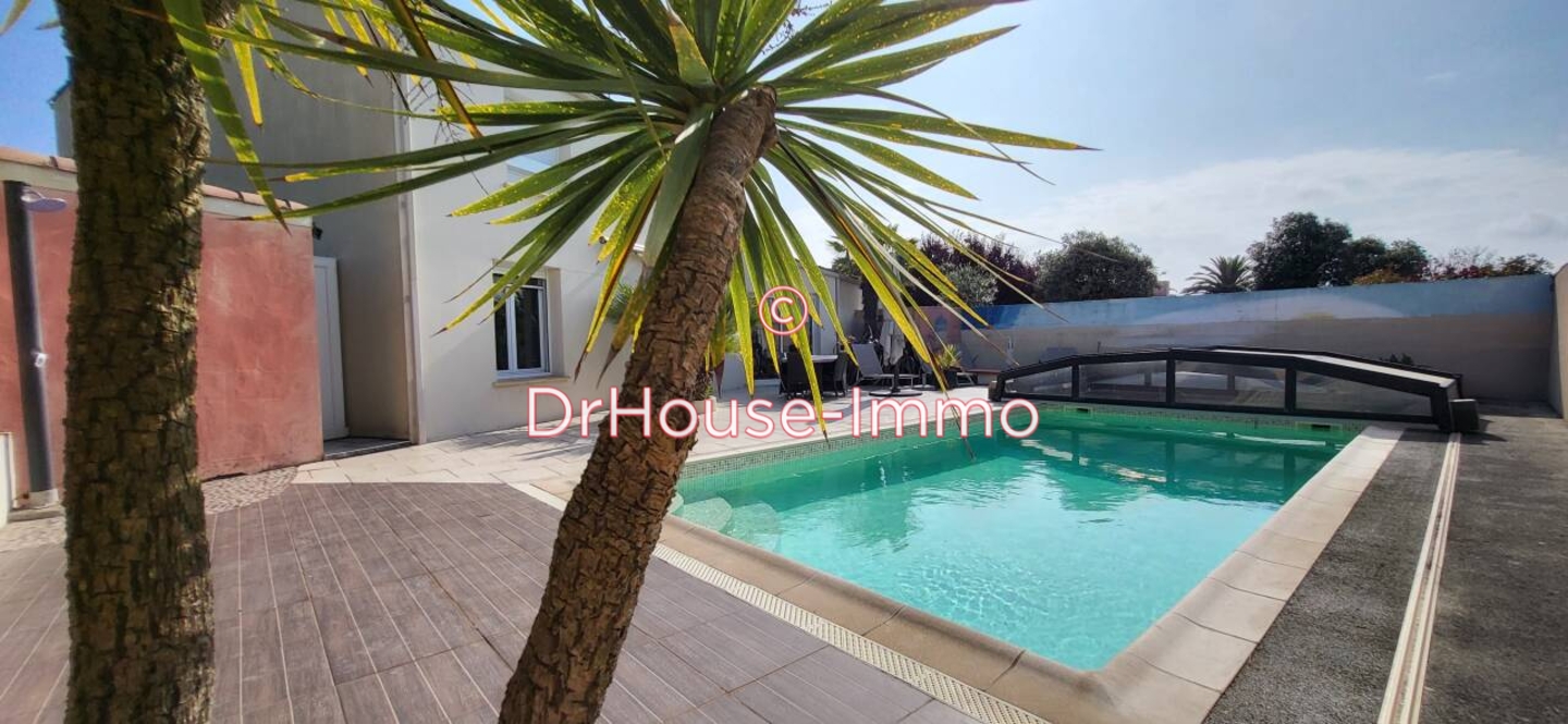 Photo 3 : Vente Maison 8 pièces Brem-sur-Mer 162 m²