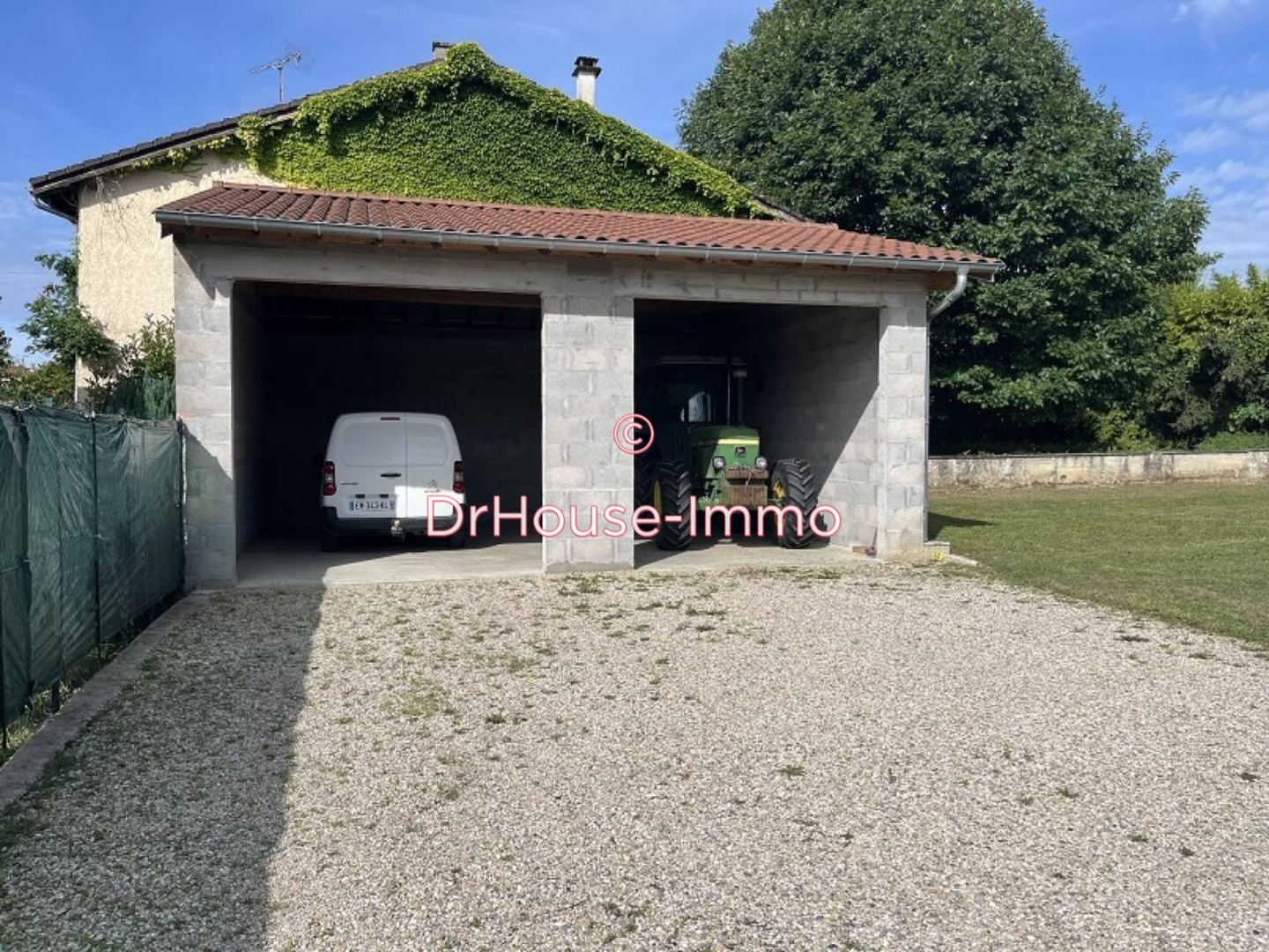 Photo 3 : Vente Terrain Bourg-Saint-Christophe 541 m²