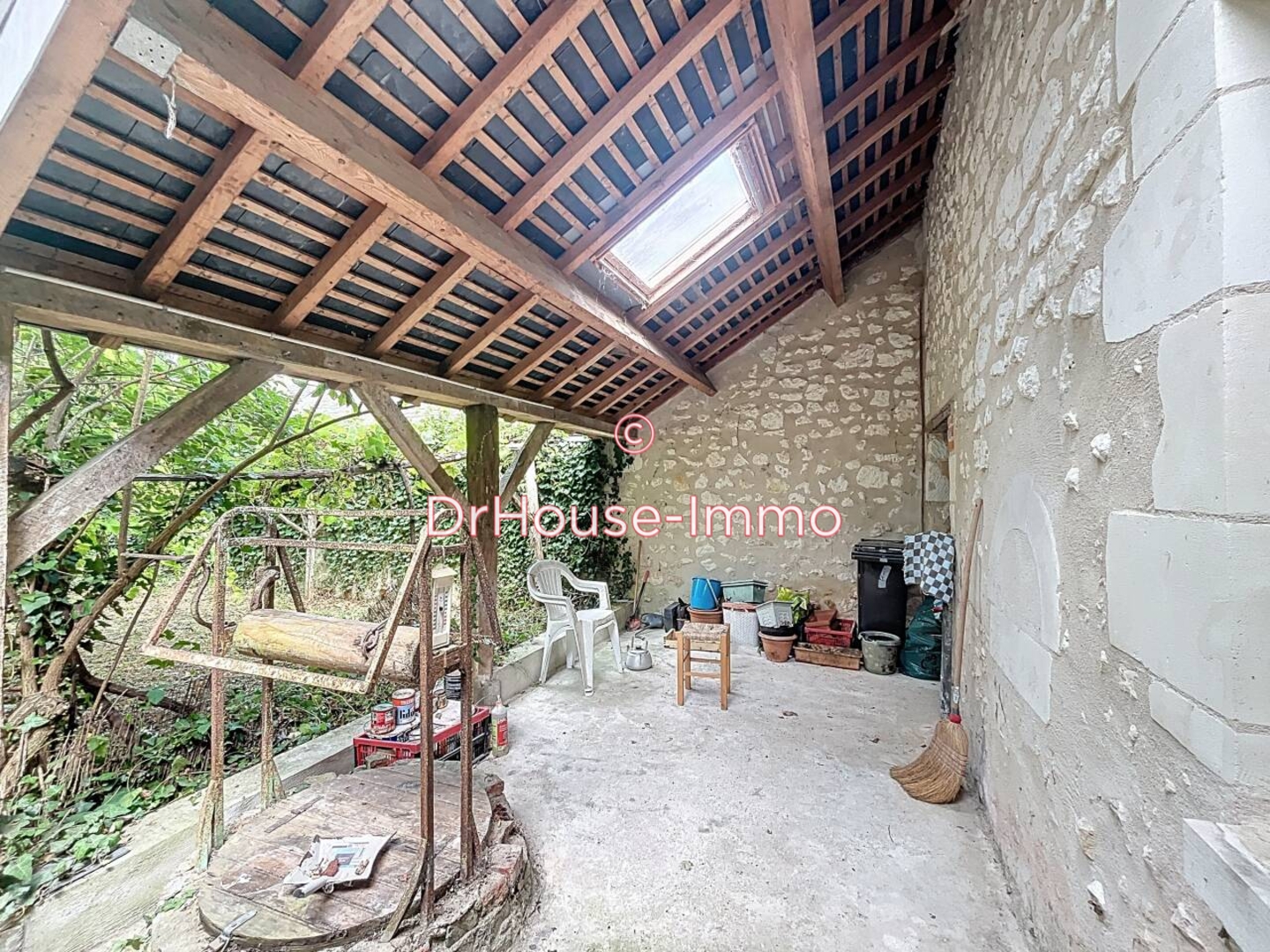 Photo 1 : Vente Maison 2 pièces Marcilly-sur-Maulne 54 m²