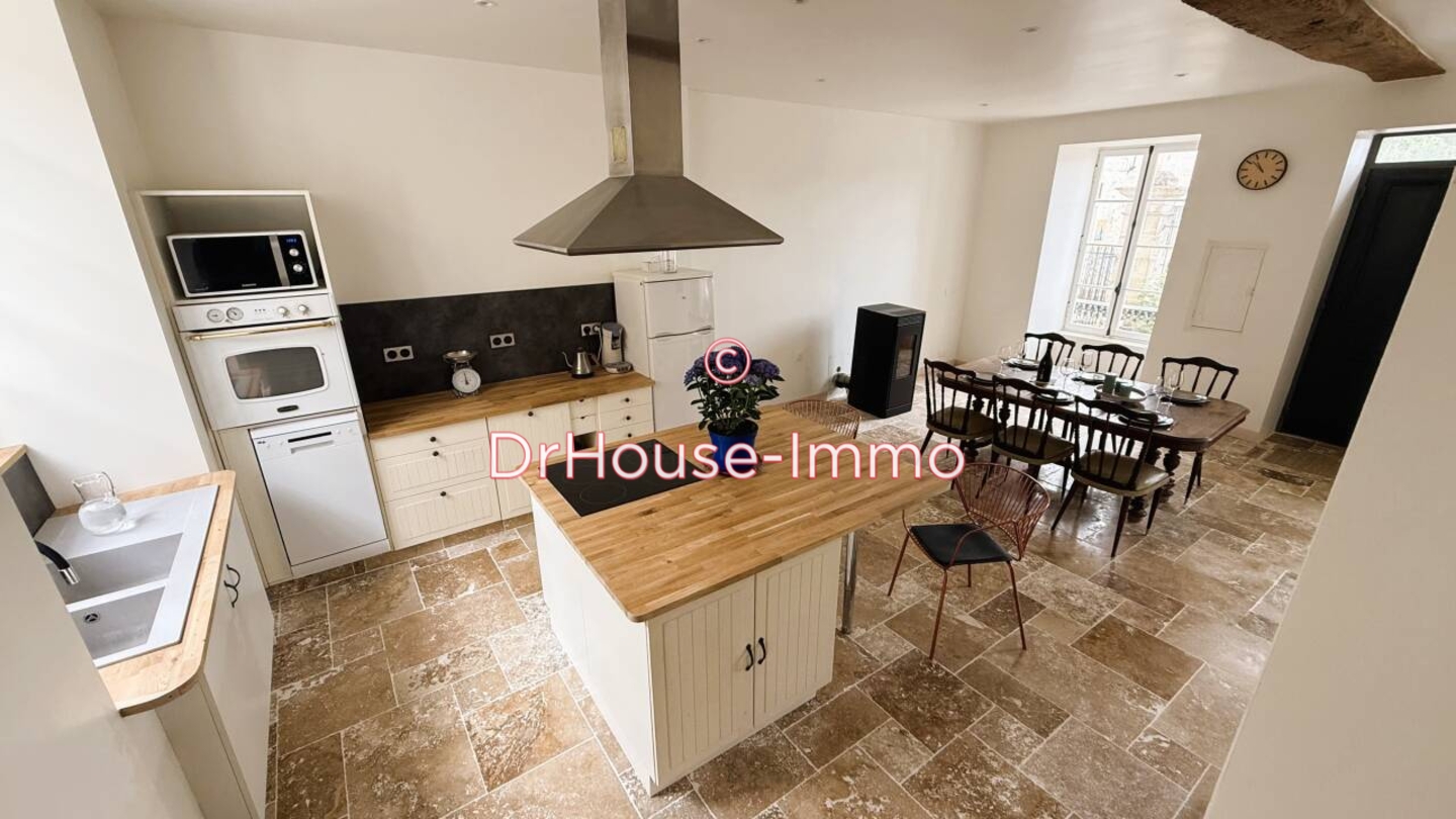 Photo 1 : Vente Maison 7 pièces La Mothe-Saint-Héray 173 m²