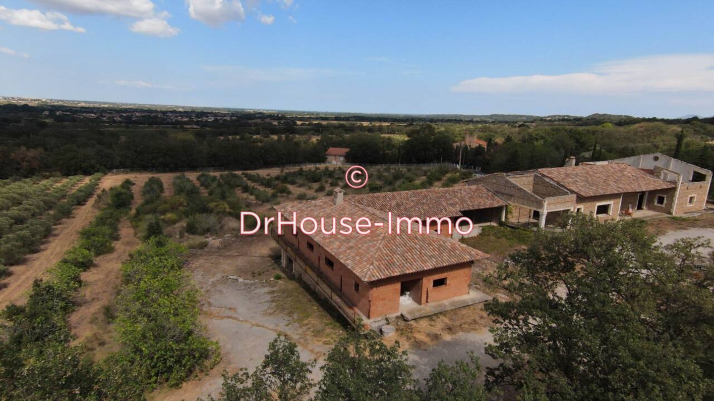 Photo 2 : Vente Maison 10 pièces Brouilla 612 m²