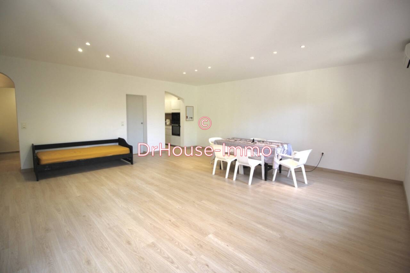 Photo 3 : Vente Appartement 3 pièces Cavalaire-sur-Mer 83 m²