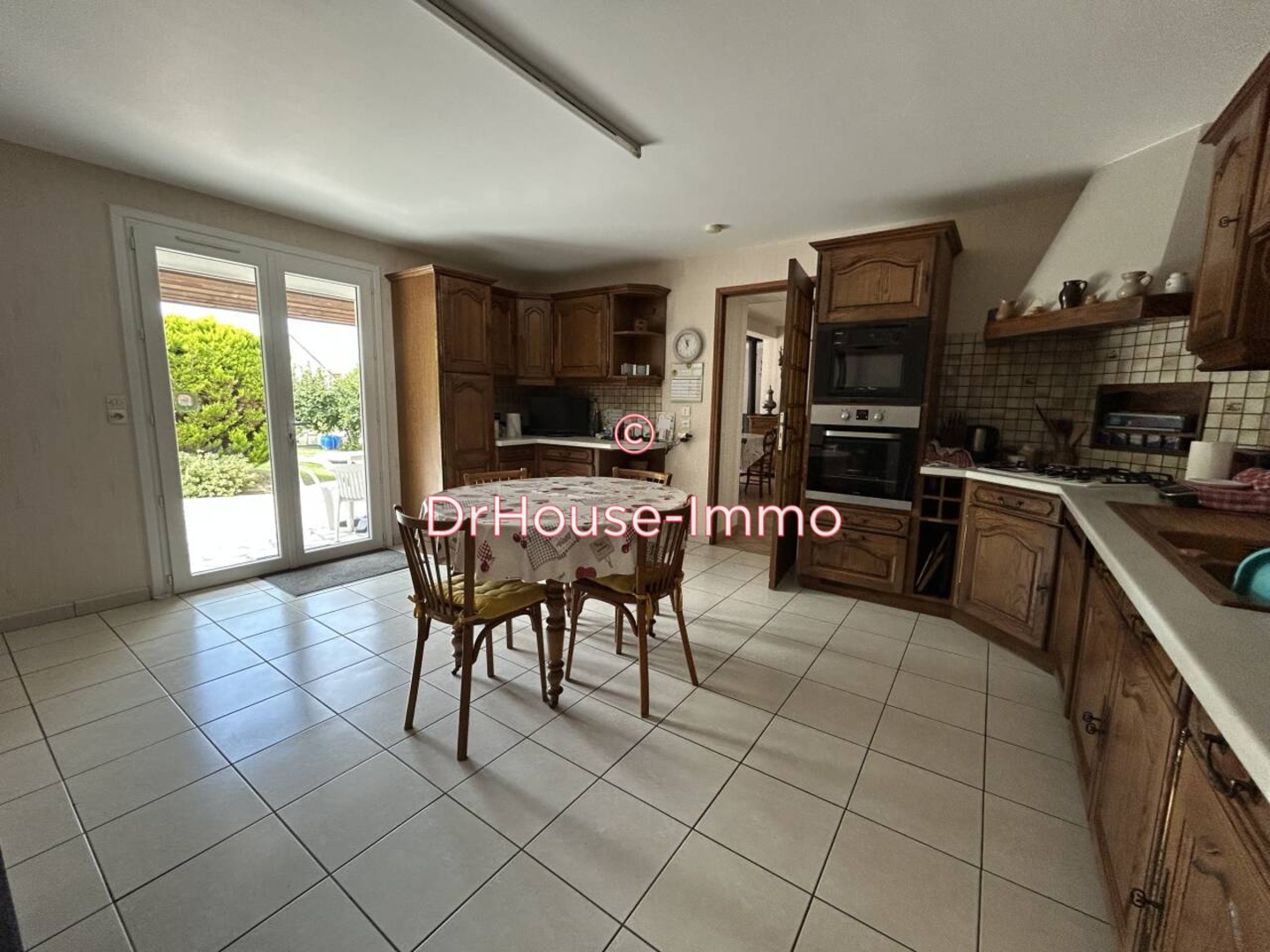 Photo 3 : Vente Maison 6 pièces Lavernat 152 m²