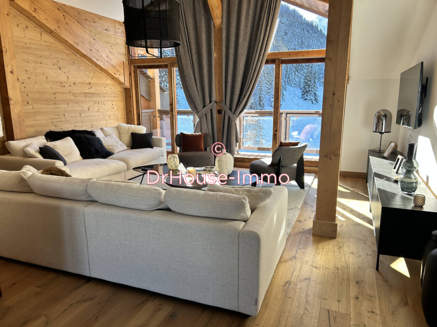 Photo 1 : Vente Appartement 5 pièces Saint-Bon-Tarentaise 169 m²
