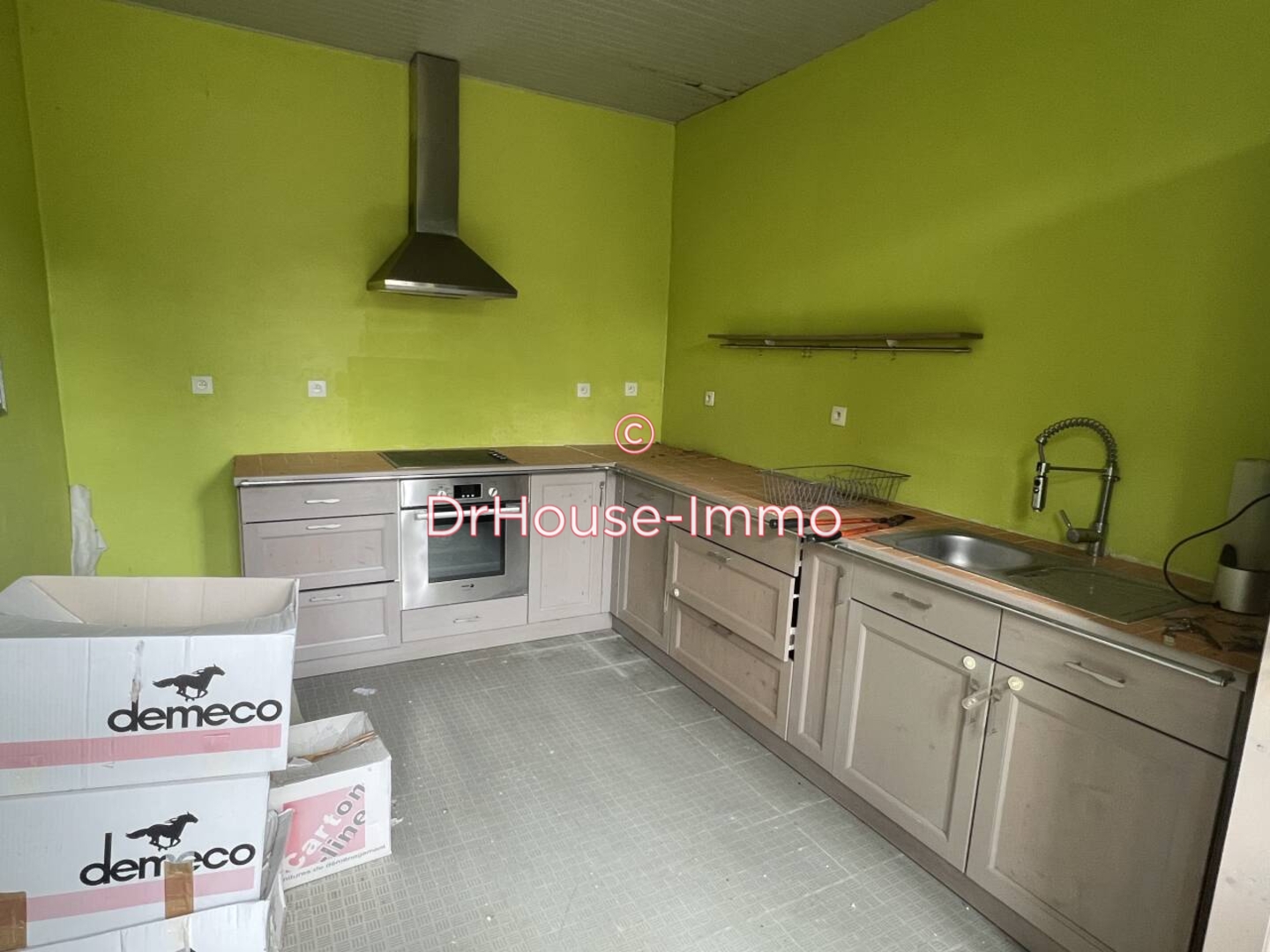 Photo 2 : Vente Maison 6 pièces Saint-Silvain-Bas-le-Roc 126 m²