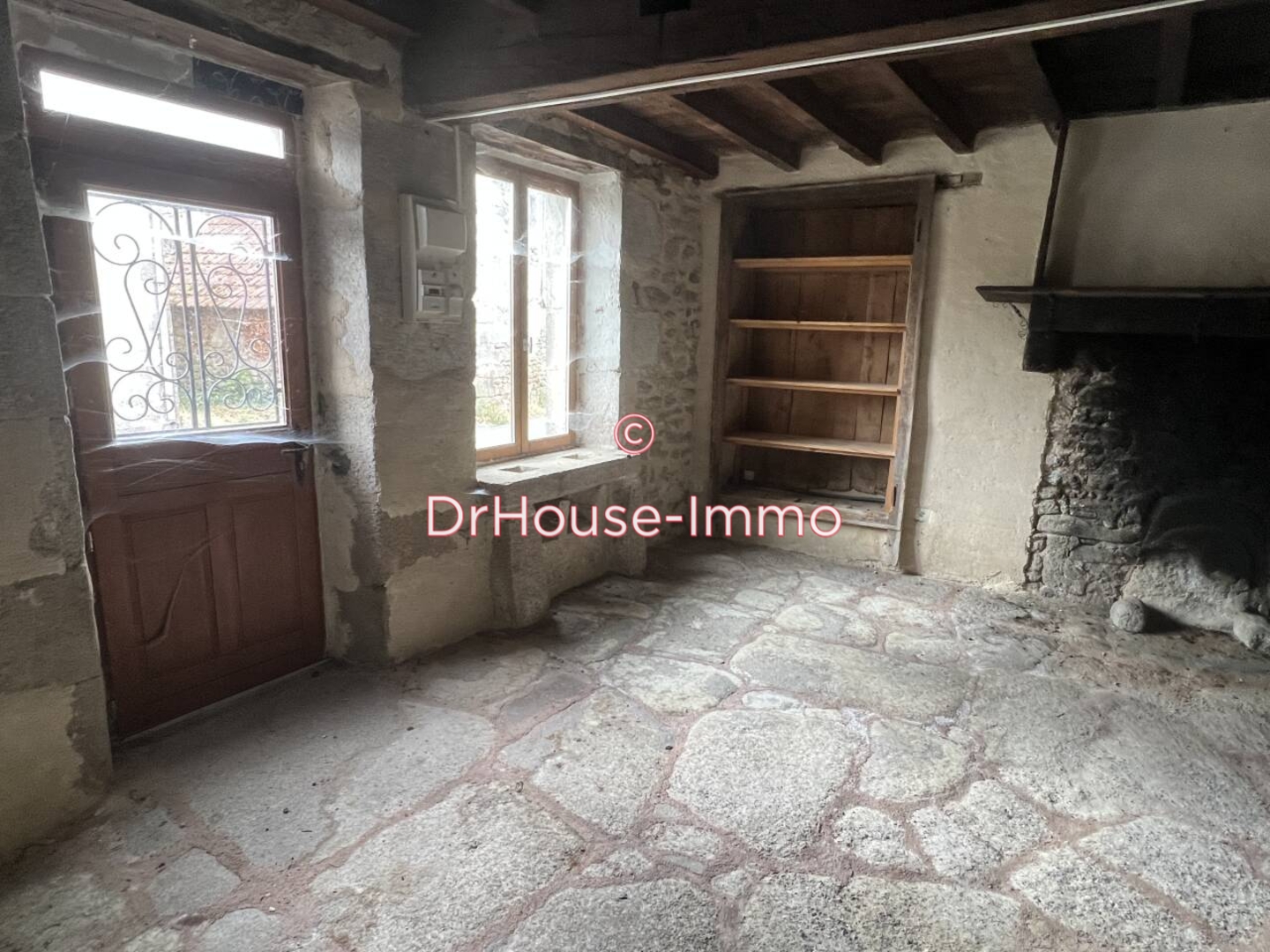 Photo 3 : Vente Maison 6 pièces Saint-Silvain-Bas-le-Roc 126 m²
