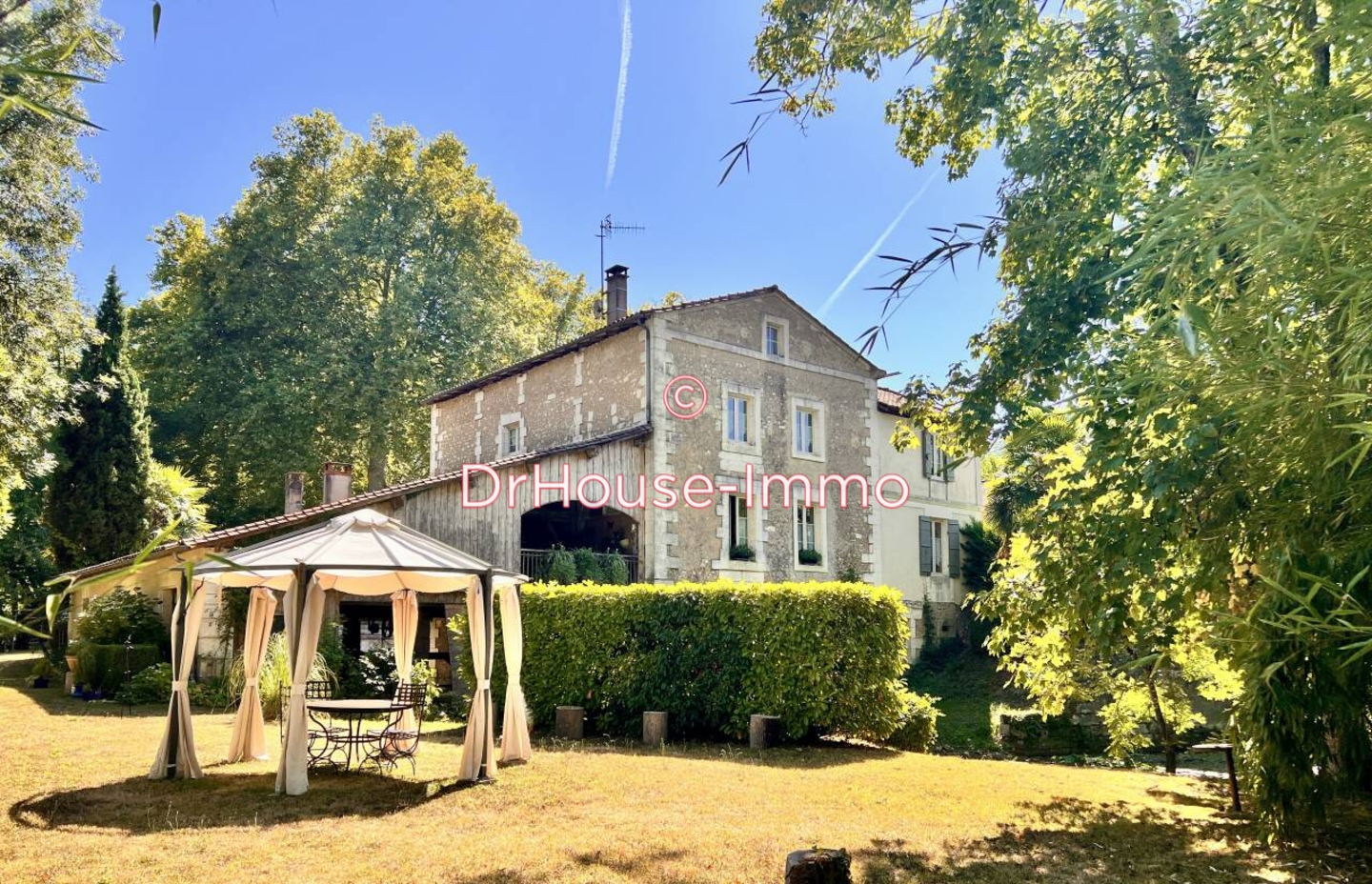 Photo 1 : Vente Maison 7 pièces Ribérac 222 m²
