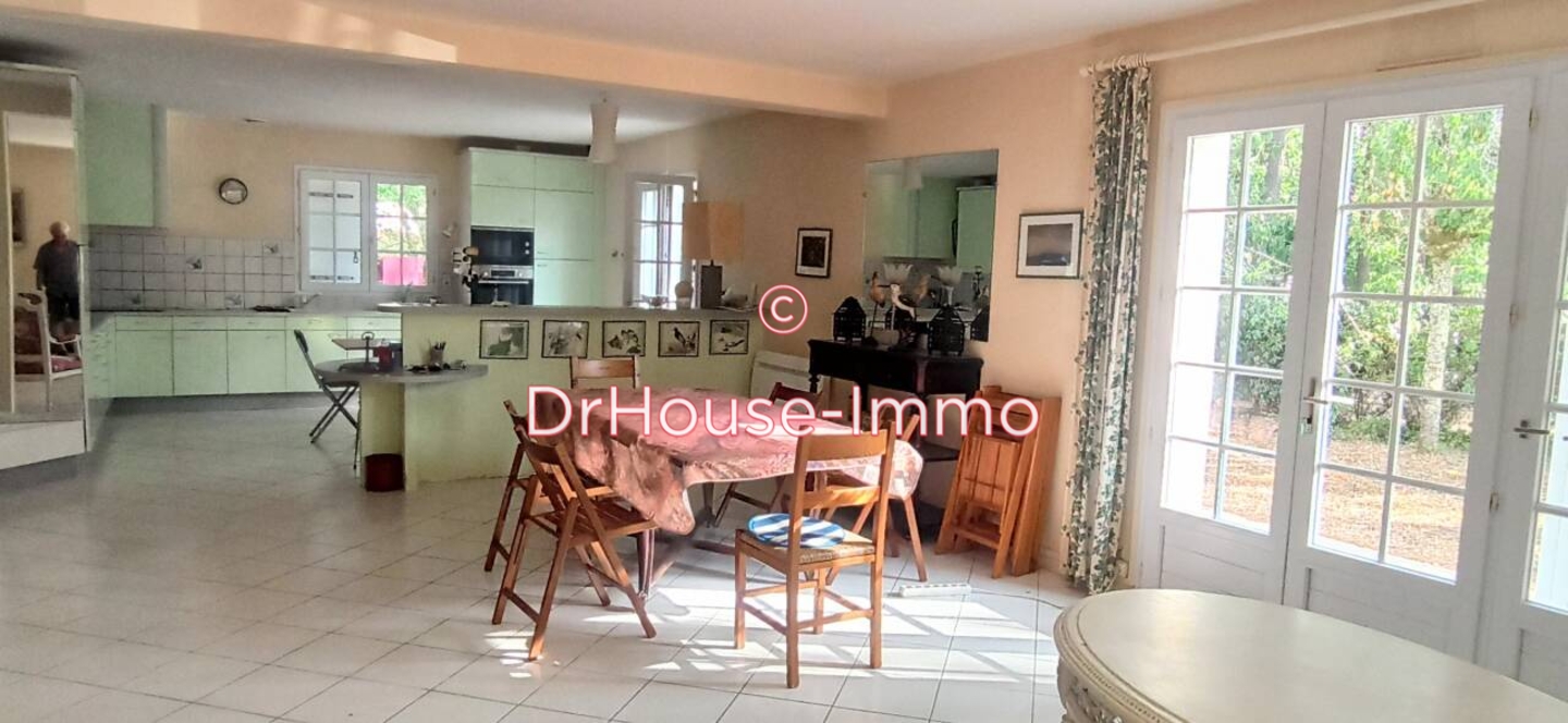 Photo 3 : Vente Maison 7 pièces La Faute-sur-Mer 174 m²