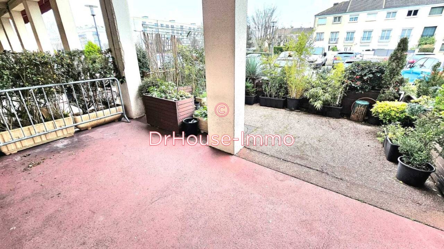 Photo 3 : Vente Commerce 1 pièce Maurepas 68 m²