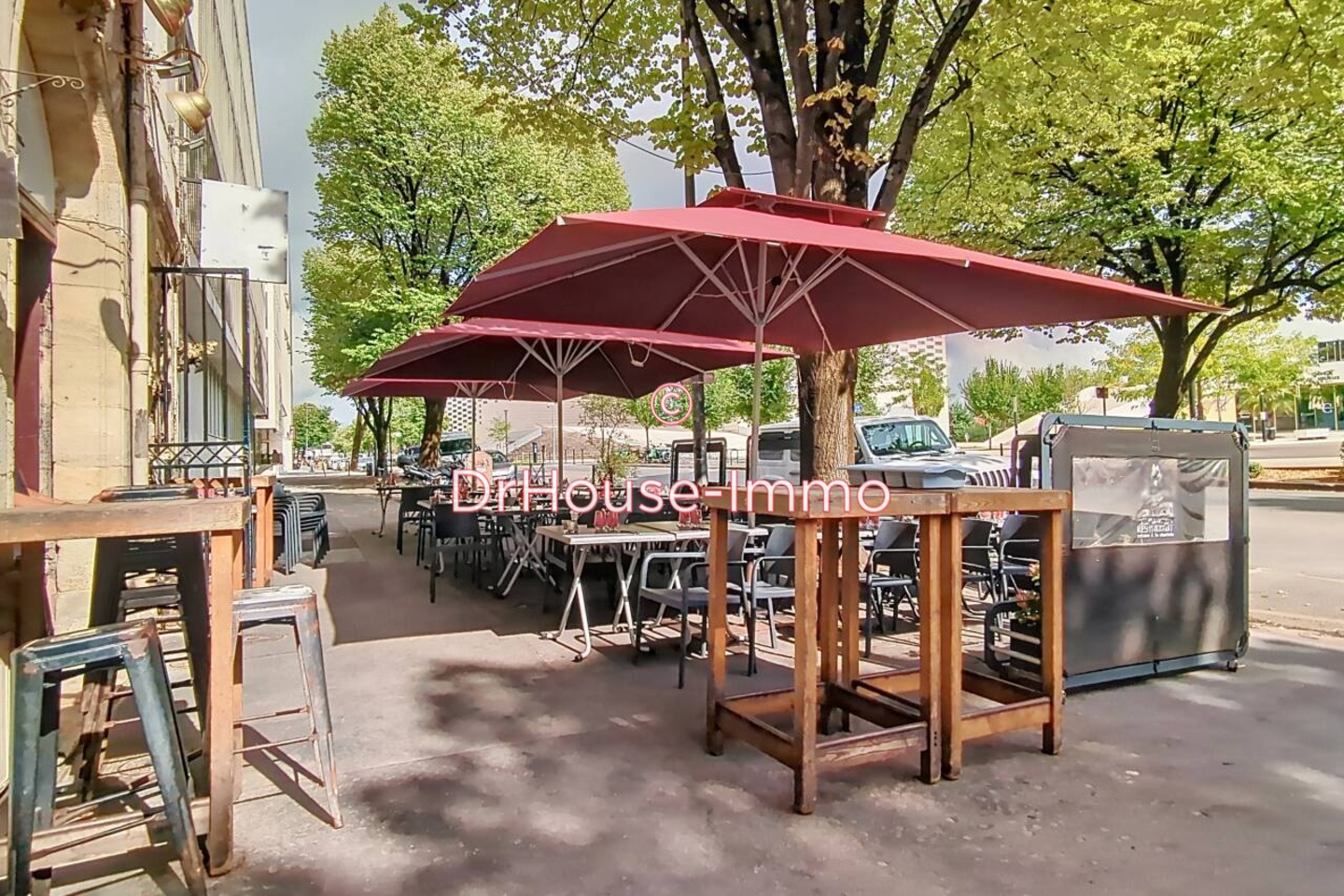 Photo 1 : Vente Commerce 8 pièces Bordeaux 650 m²