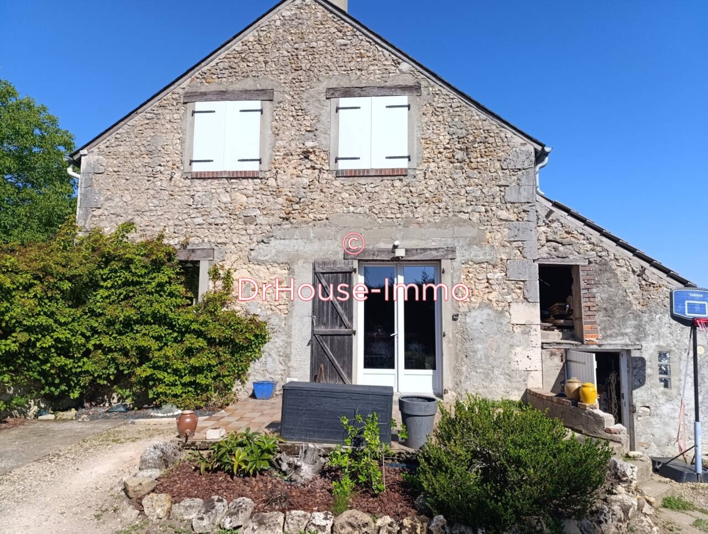 Photo 2 : Vente Maison 6 pièces La Chapelle-sur-Aveyron 143 m²