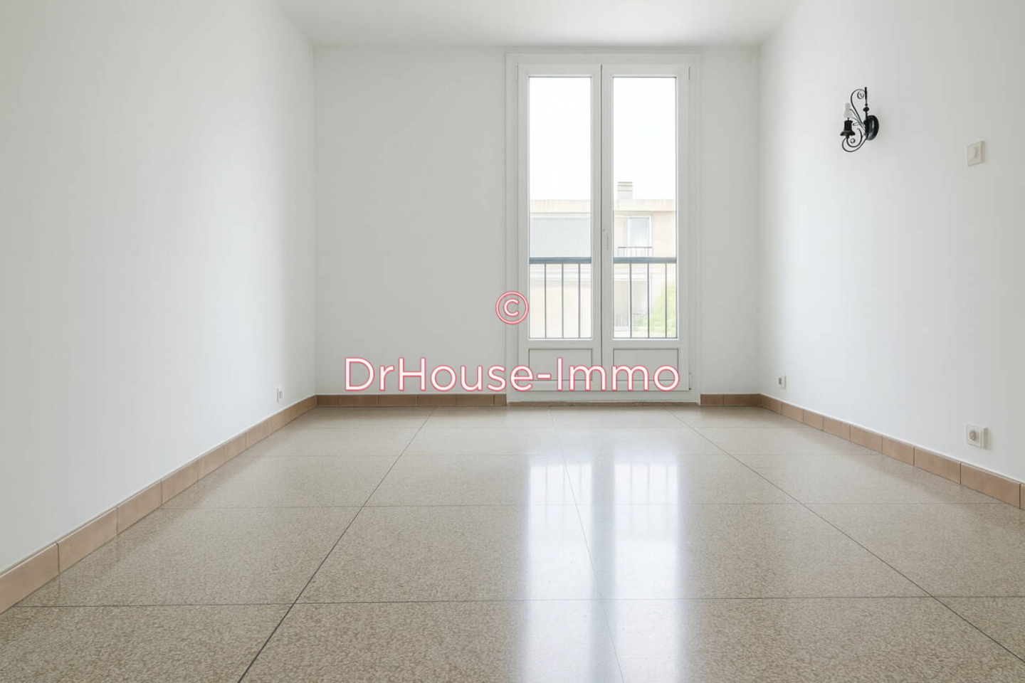 Photo 3 : Vente Appartement 4 pièces Marignane 75 m²