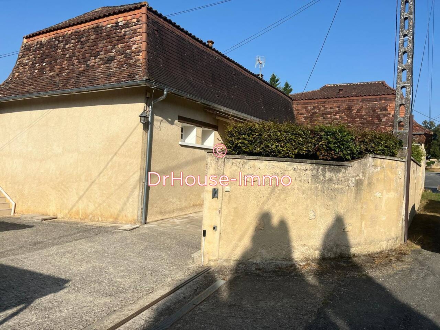 Photo 3 : Vente Maison 9 pièces Montagnac-la-Crempse 247 m²
