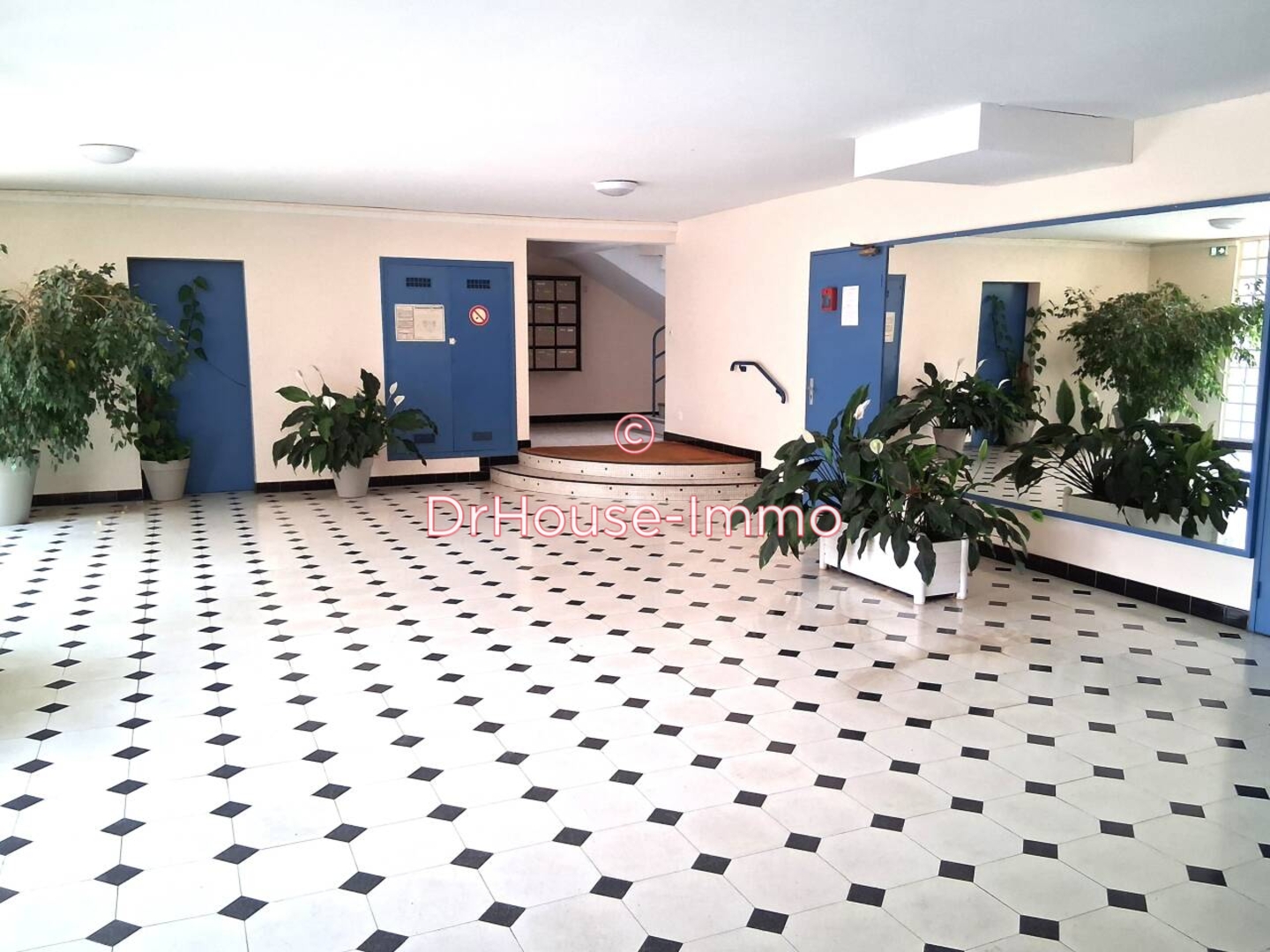 Photo 1 : Vente Appartement 3 pièces Dax 77 m²