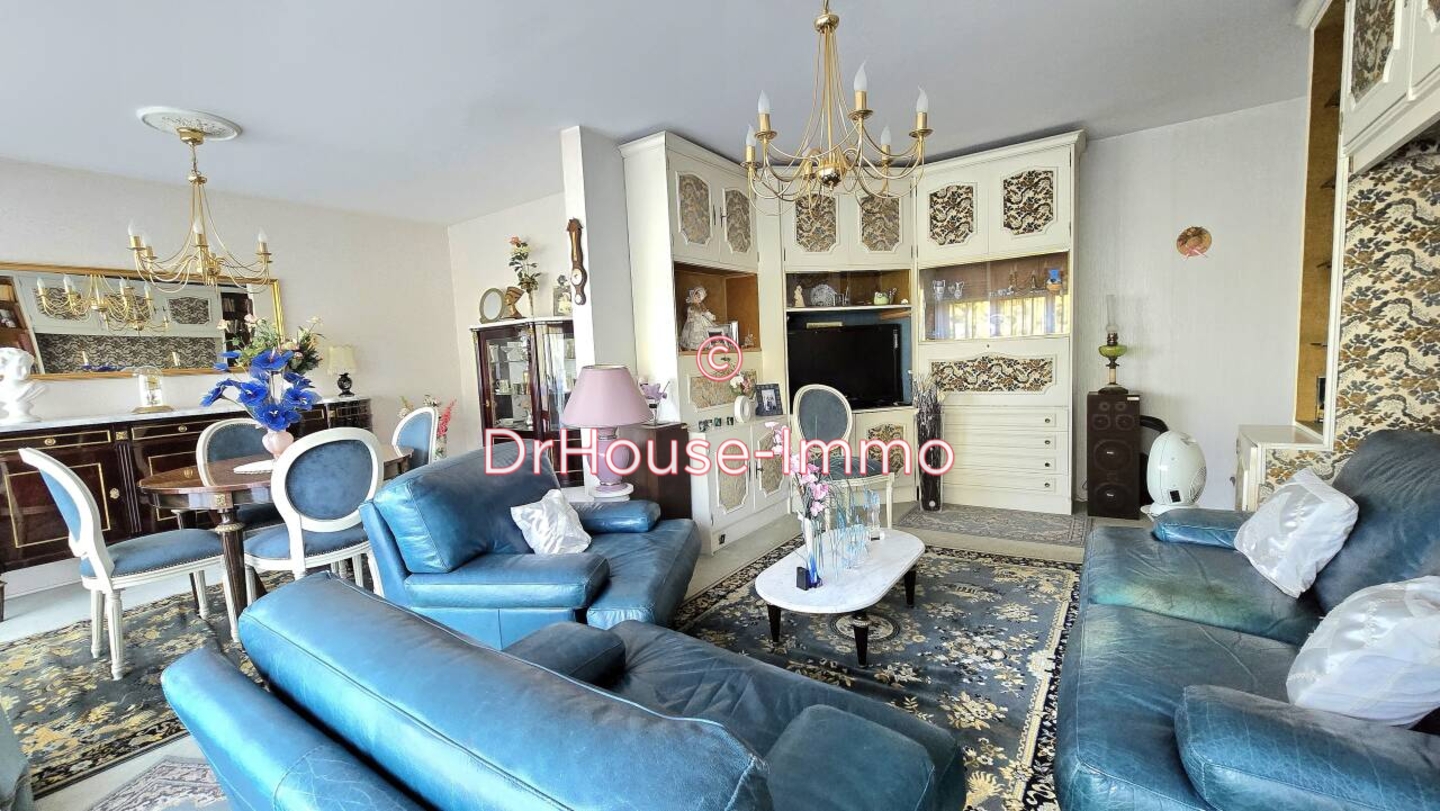 Photo 2 : Vente Appartement 5 pièces Mantes-la-Jolie 99 m²