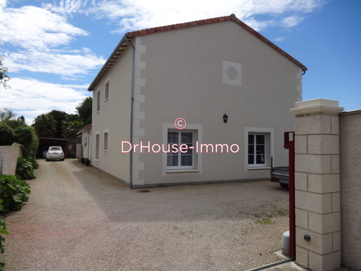 Photo 2 : Vente Maison 7 pièces Jaunay-Clan 235 m²