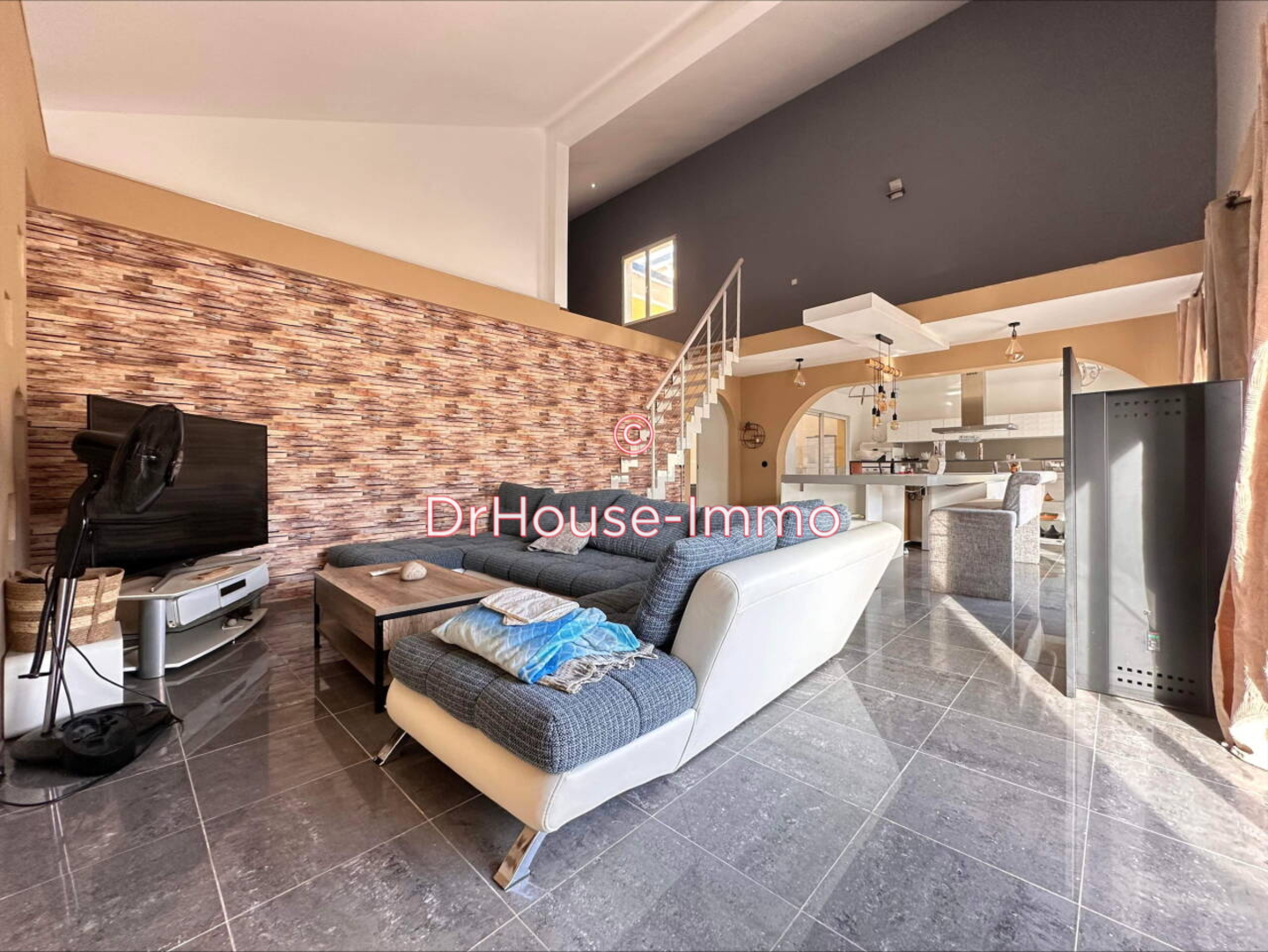 Photo 2 : Vente Maison 7 pièces Rumersheim-le-Haut 350 m²