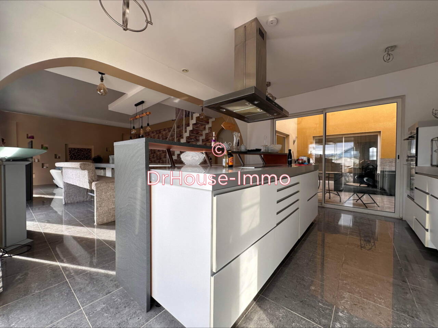 Photo 3 : Vente Maison 7 pièces Rumersheim-le-Haut 350 m²
