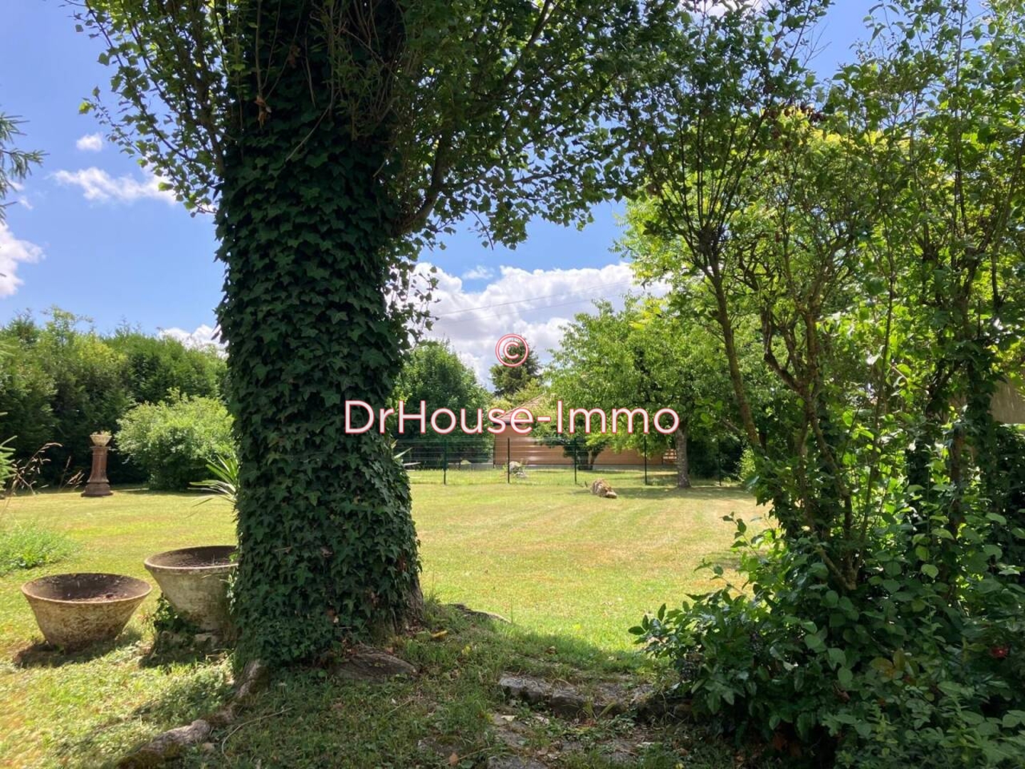 Photo 2 : Vente Terrain Saint-Lyé 1344 m²