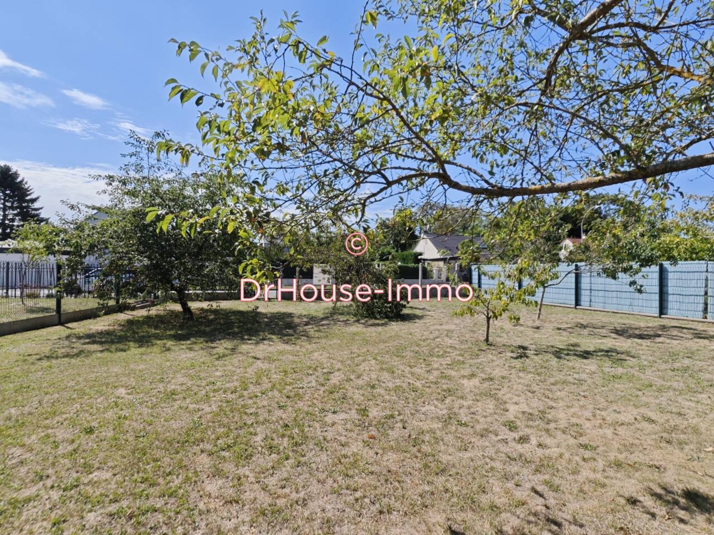 Photo 2 : Vente Terrain  Saint-Jean-le-Blanc 542 m²