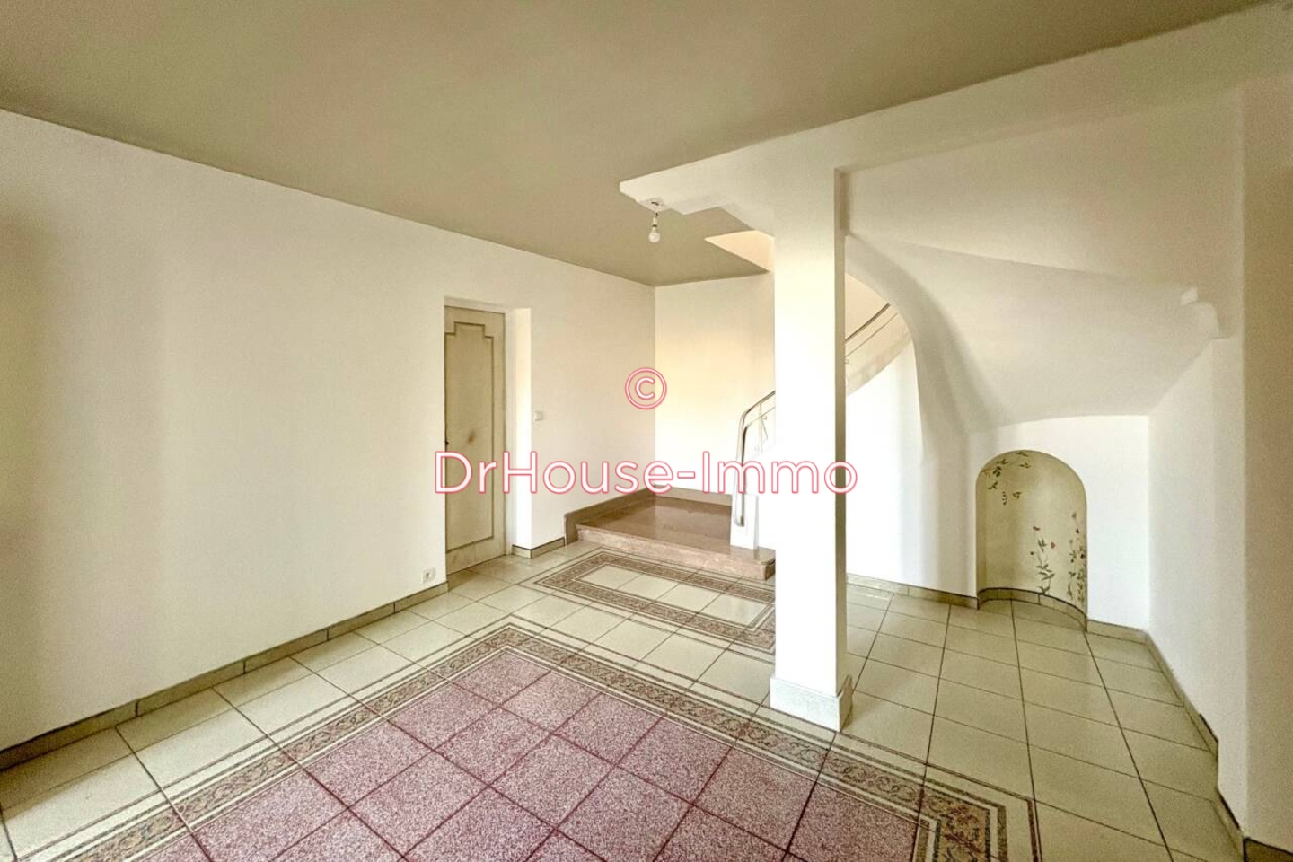 Photo 2 : Vente Maison 8 pièces Carcassonne 245 m²
