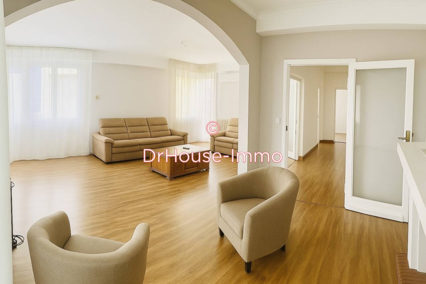 Photo 3 : Vente Maison 8 pièces Carcassonne 245 m²