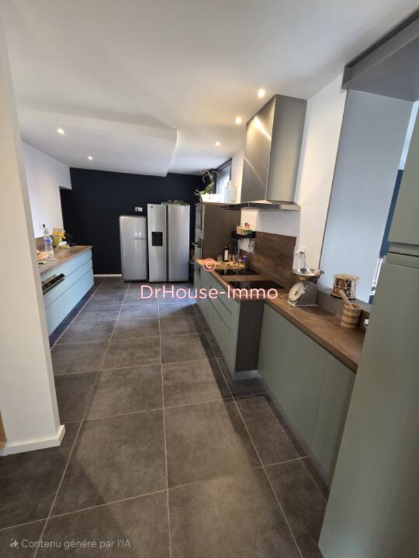 Photo 2 : Vente Maison 6 pièces Vichy 200 m²