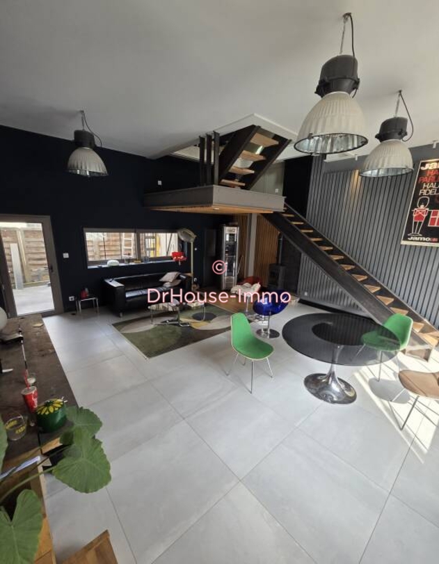 Photo 1 : Vente Maison 6 pièces Vichy 200 m²
