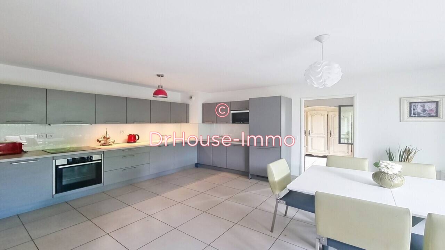 Photo 1 : Vente Appartement 3 pièces Aix-en-Provence 72 m²