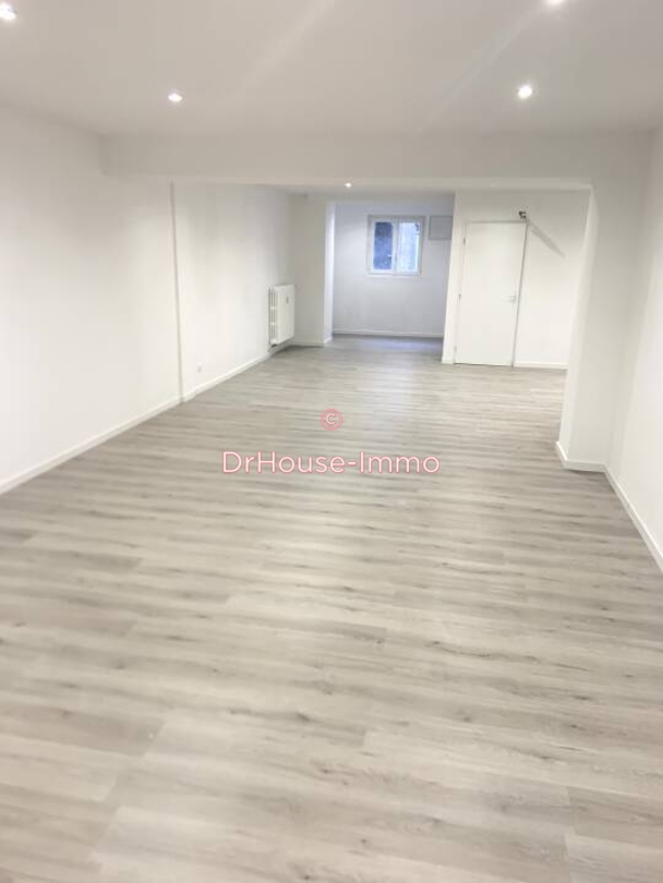 Photo 2 : Vente Commerce 1 pièce Marseille 196 m²