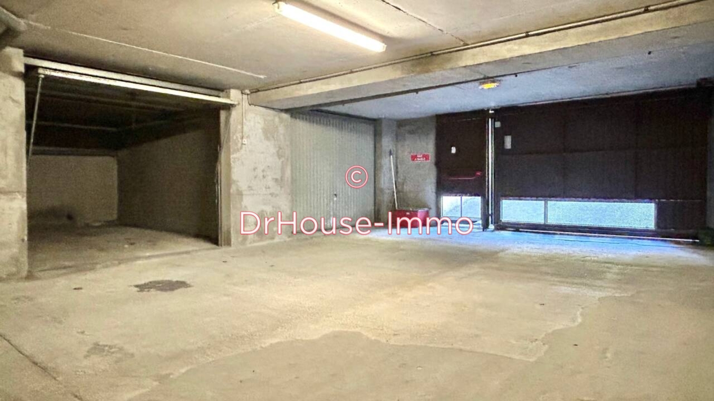 Photo 3 : Vente Parking / Box  La Valette-du-Var 17 m²