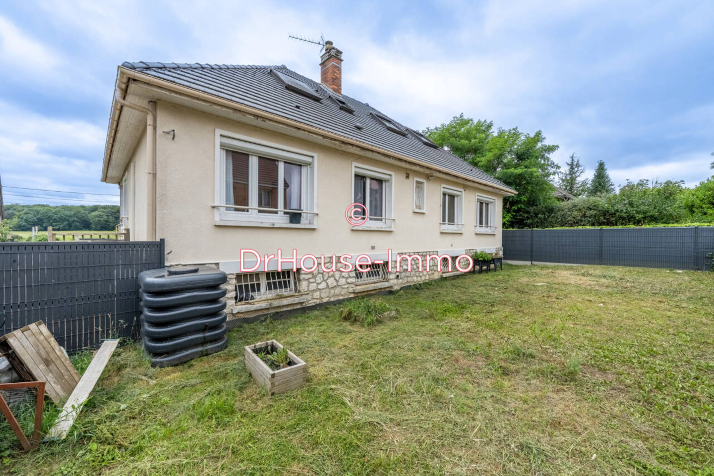 Photo 1 : Vente Maison 6 pièces Plaisir 140 m²