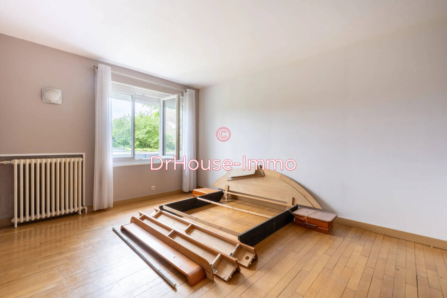 Photo 2 : Vente Maison 6 pièces Plaisir 140 m²