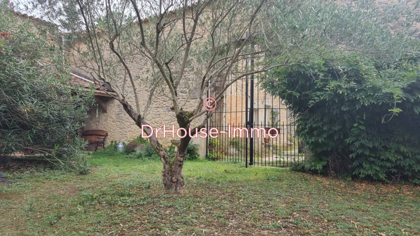 Photo 1 : Vente Maison 5 pièces Saint-Martin-de-Lerm 158 m²
