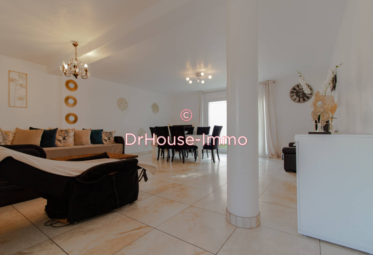 Photo 3 : Vente Maison 5 pièces La Falaise 216 m²