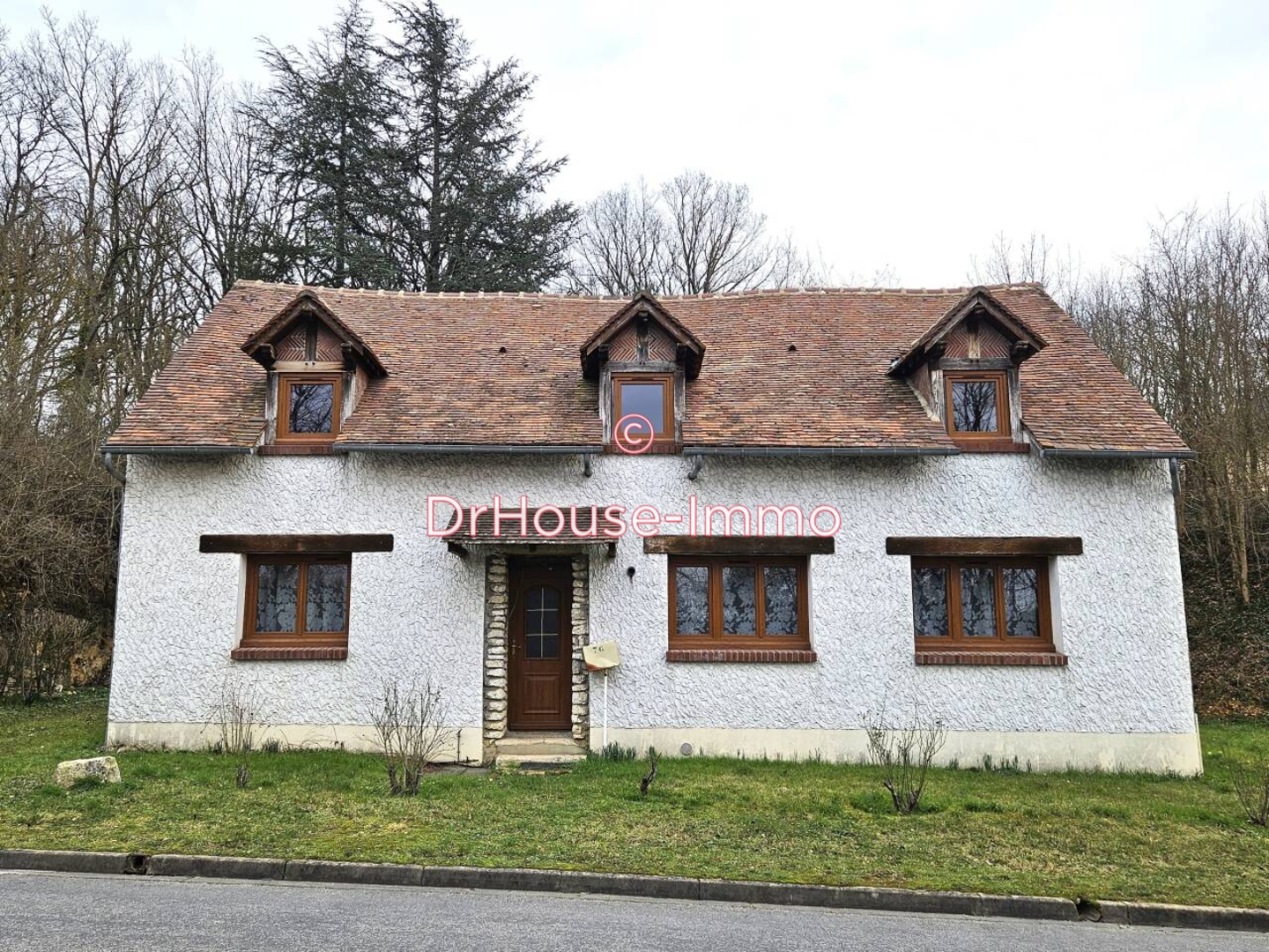 Photo 1 : Vente Maison 7 pièces Fontenay-sur-Loing 162 m²