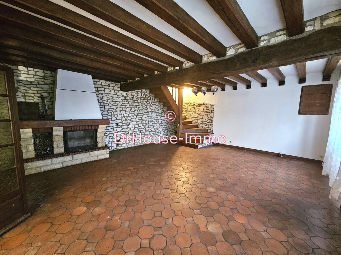 Photo 2 : Vente Maison 7 pièces Fontenay-sur-Loing 162 m²