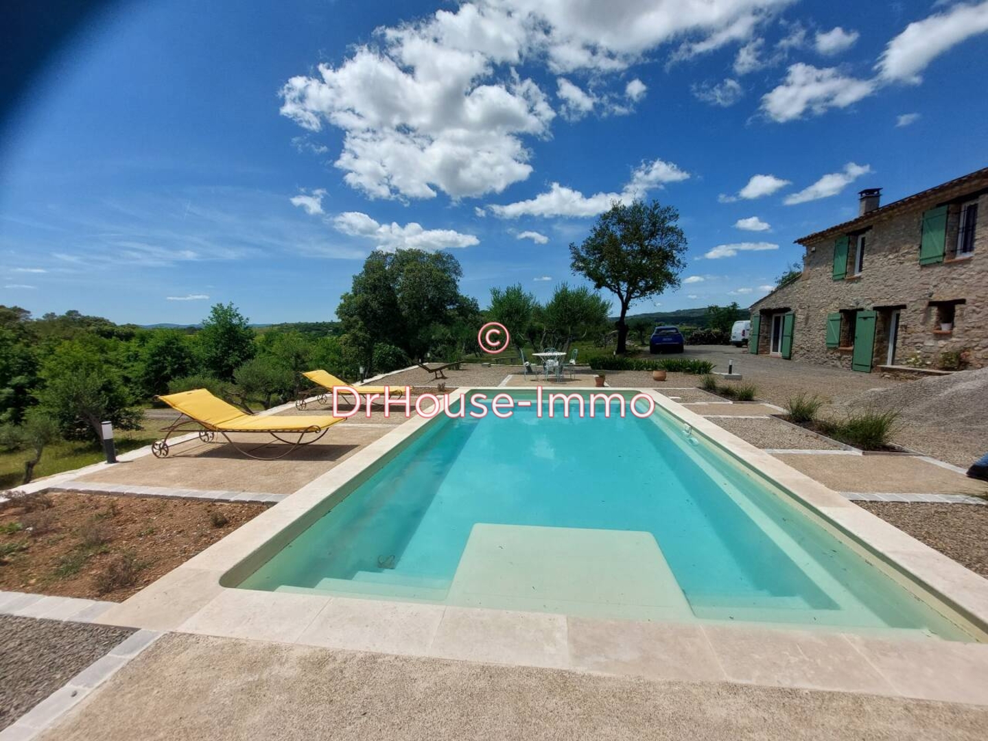 Image des la section Servies