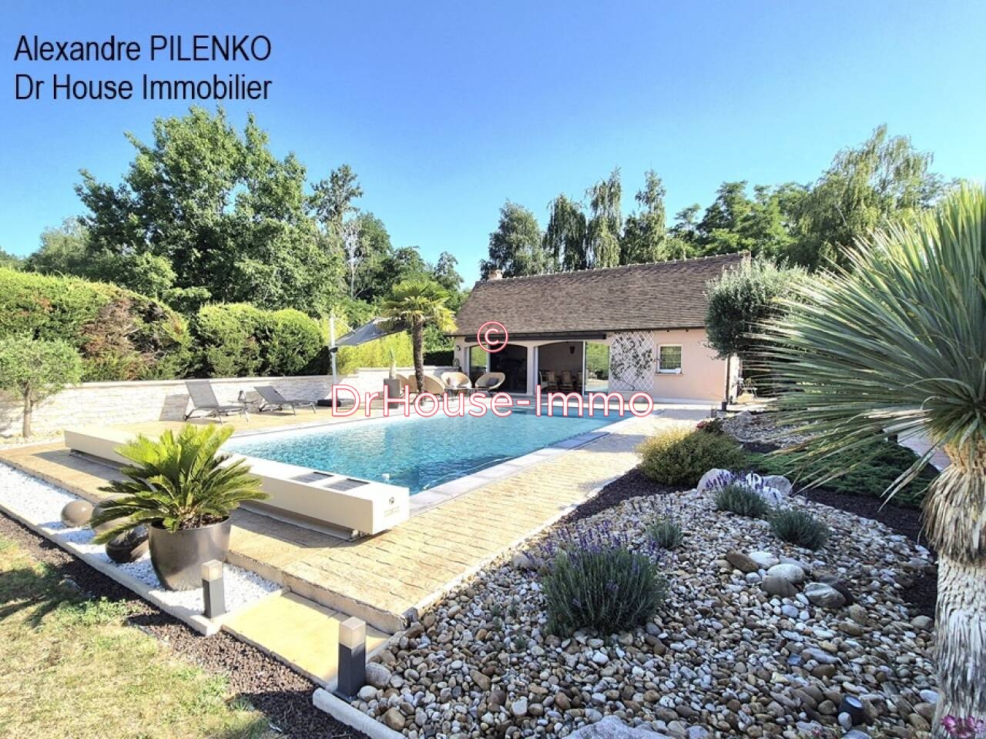 Photo 2 : Vente Maison 8 pièces Chalon-sur-Saône 200 m²