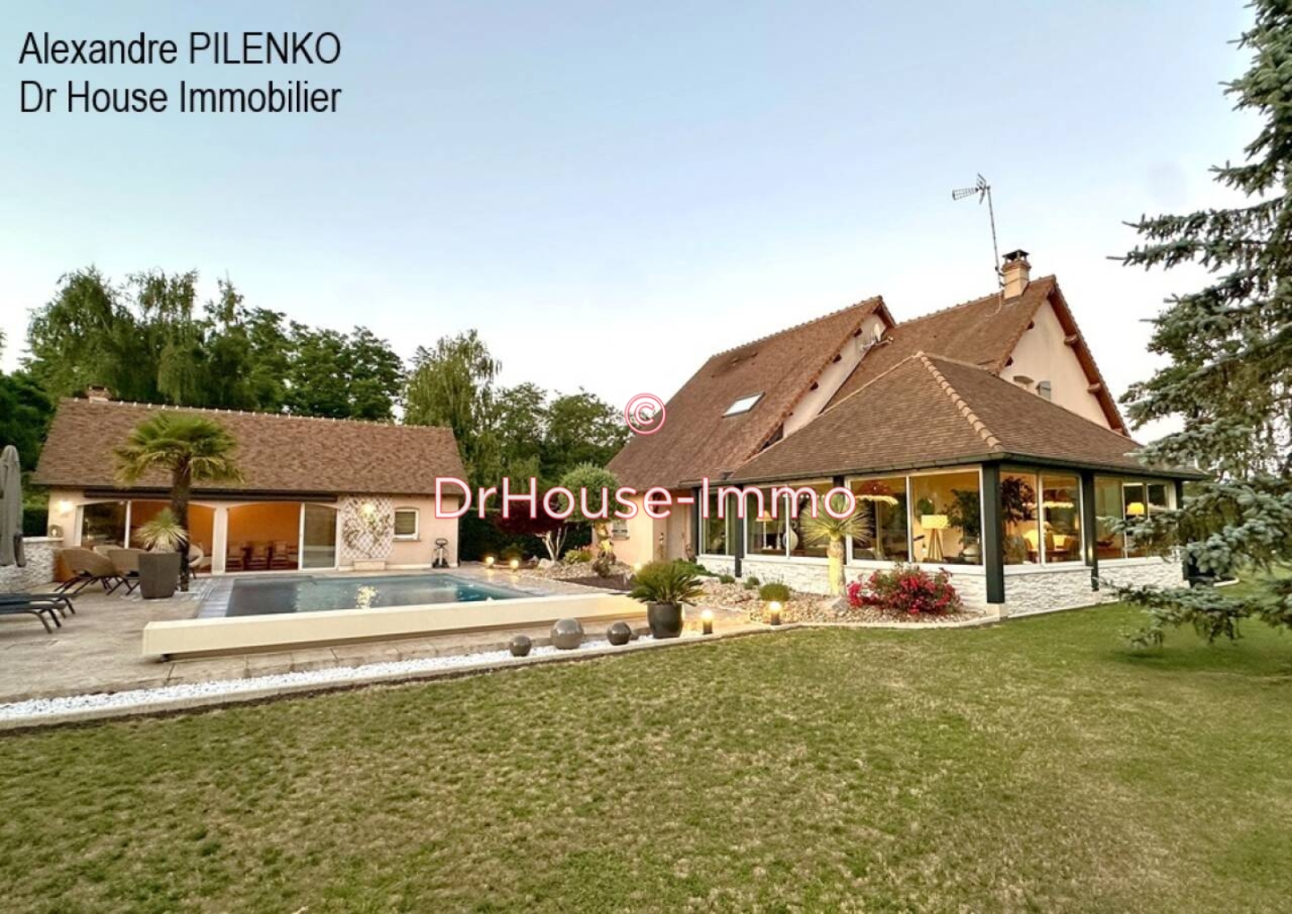 Photo 1 : Vente Maison 8 pièces Chalon-sur-Saône 200 m²