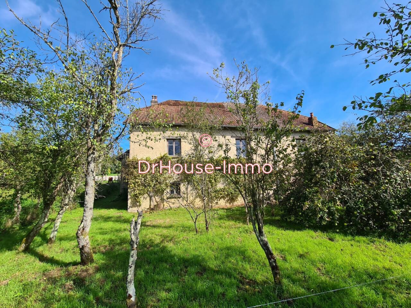Photo 1 : Vente Maison 3 pièces Pompierre-sur-Doubs 72 m²